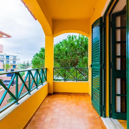 Nyaraló House At Peniche - Consolacao *