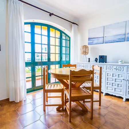 Beach House Peniche - Consolacao Beach