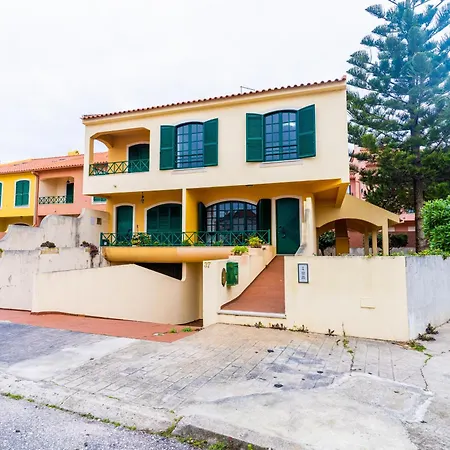 Beach House Peniche - Consolacao Beach