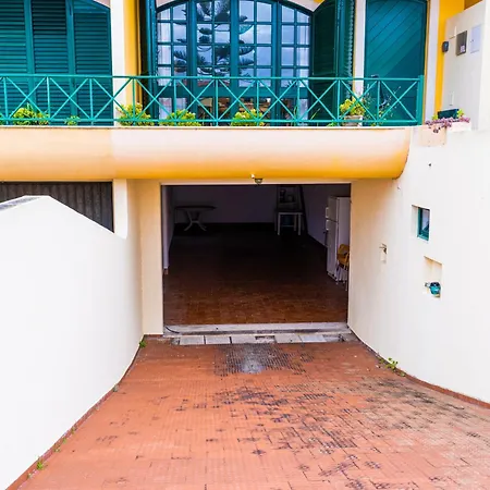 Beach House Peniche - Consolacao Beach